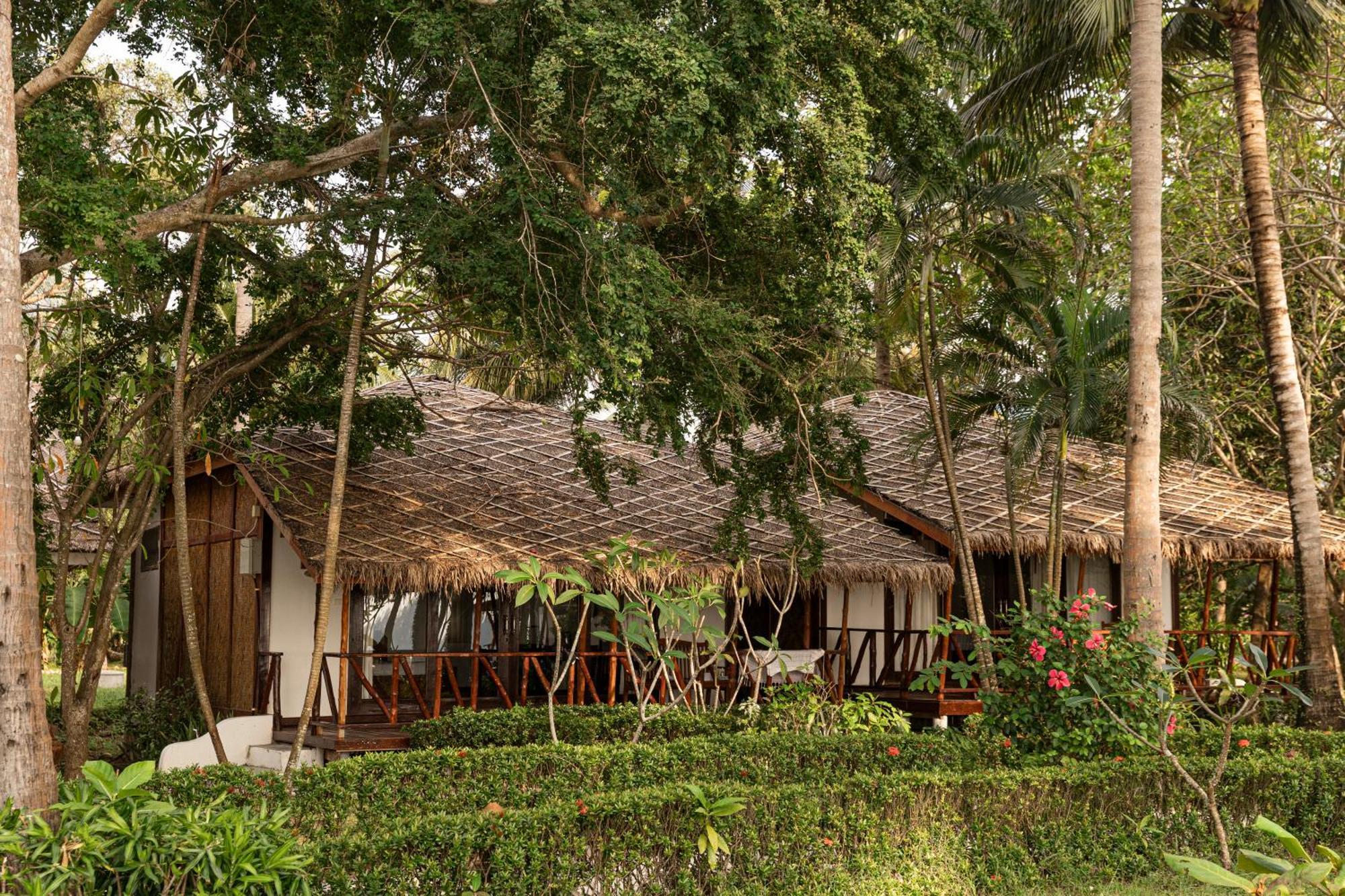 Lipa Lodge Beach Resort Lipa Noi Exterior foto