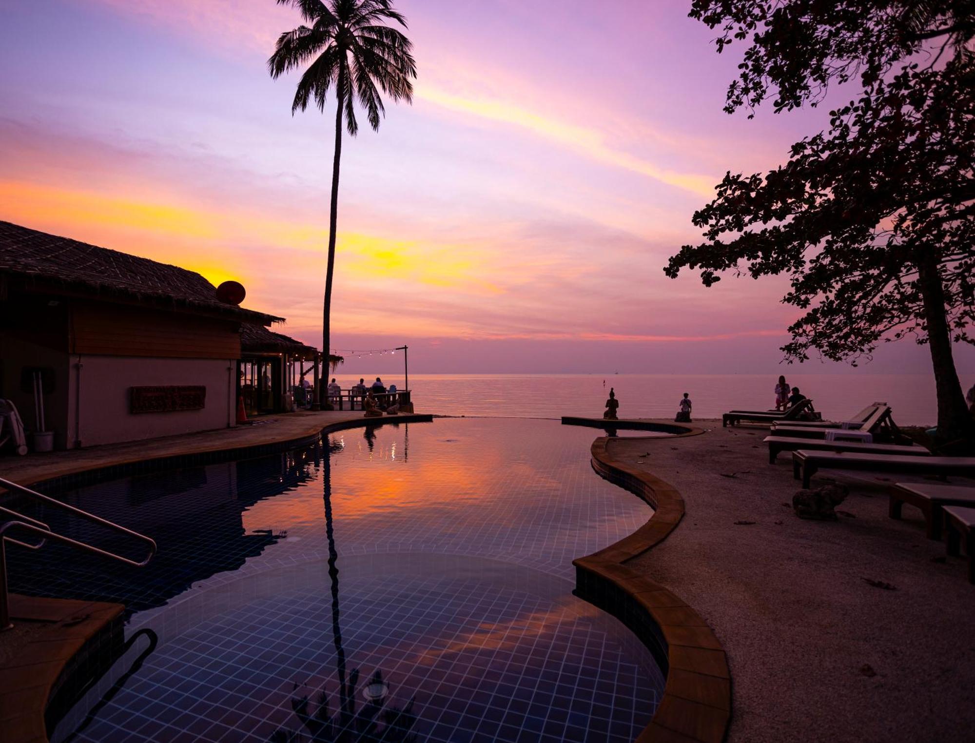 Lipa Lodge Beach Resort Lipa Noi Exterior foto